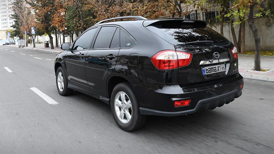 تجربه رانندگی با بی وای دی S6